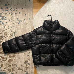 Old Navy Black Puffer Petite Small